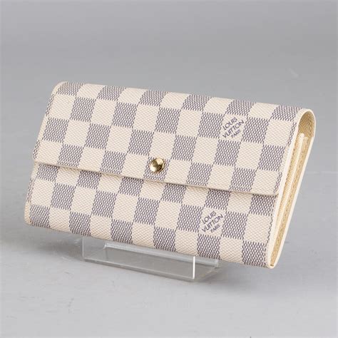 louis vuitton damier azur sarah wallet|vuitton sarah wallet.